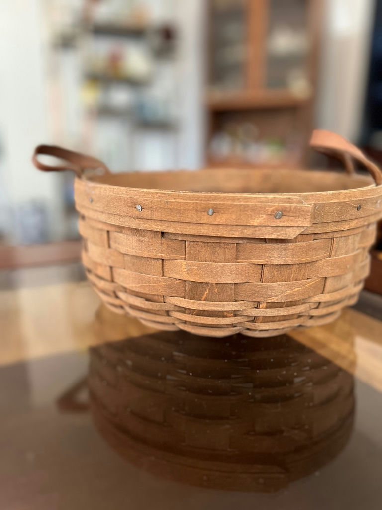 Assorted handwoven baskets - image 9 of 31