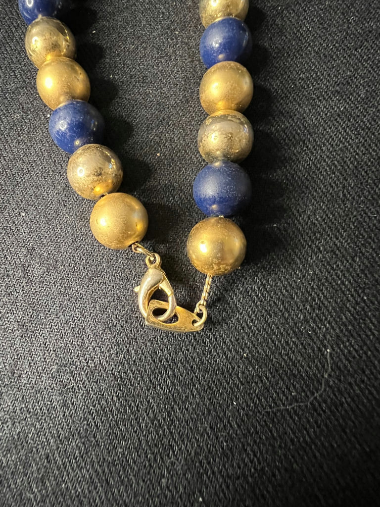 Gold-tone floral pendant necklace, two multicolor beaded necklaces, and matching bead earrings - image 11 of 13