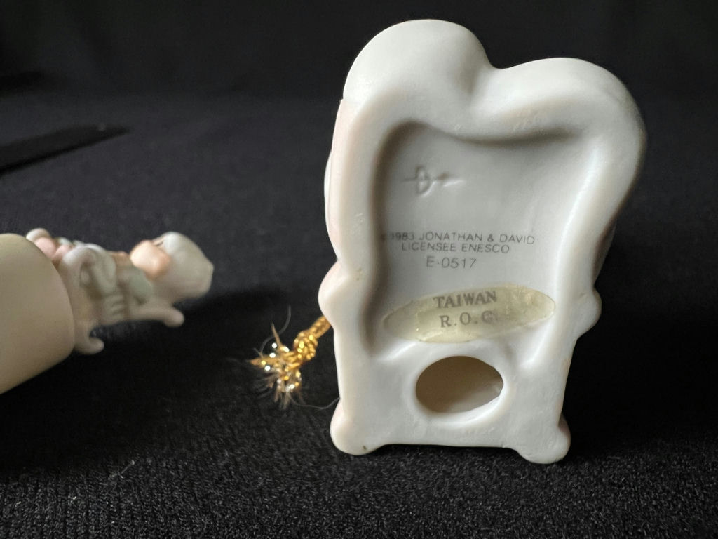 Enesco Precious Moments Purrfect Grandma thimble and Grandpa Ornament; Handmade Vicki Lane bunny figurine - image 12 of 13