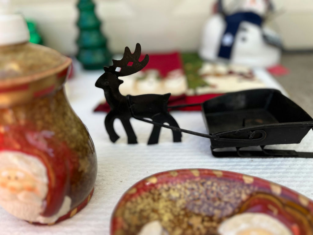 Vintage Christmas Decor Collection: stockings, ornaments, figurines, towels and tree - image 6 of 20