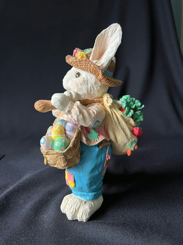 Assorted Easter Bunny Figurines and Ornaments - image 14 of 37