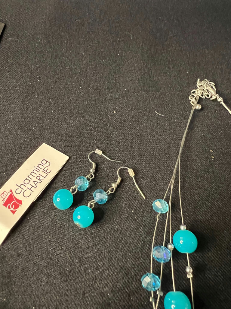 Turquoise colored and Crystal Jewelry Set - image 3 of 7