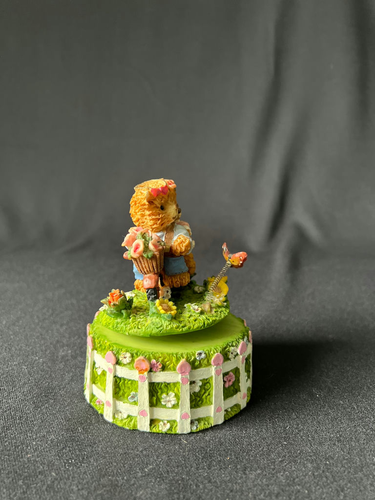 Assorted miniature decorative figurines and music box - image 5 of 19