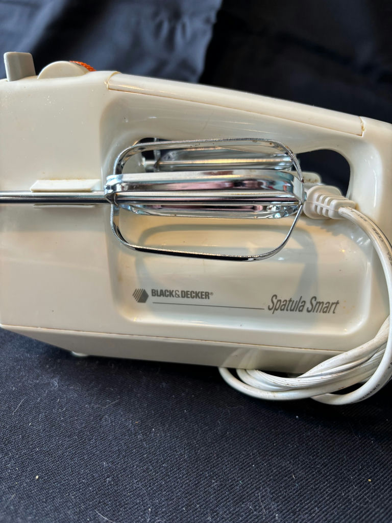 Vintage hand mixer and Antique flour sifter - image 3 of 6