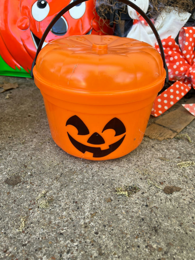 Vintage Halloween decorations and costumes assortment (1960's-80's) - image 9 of 17