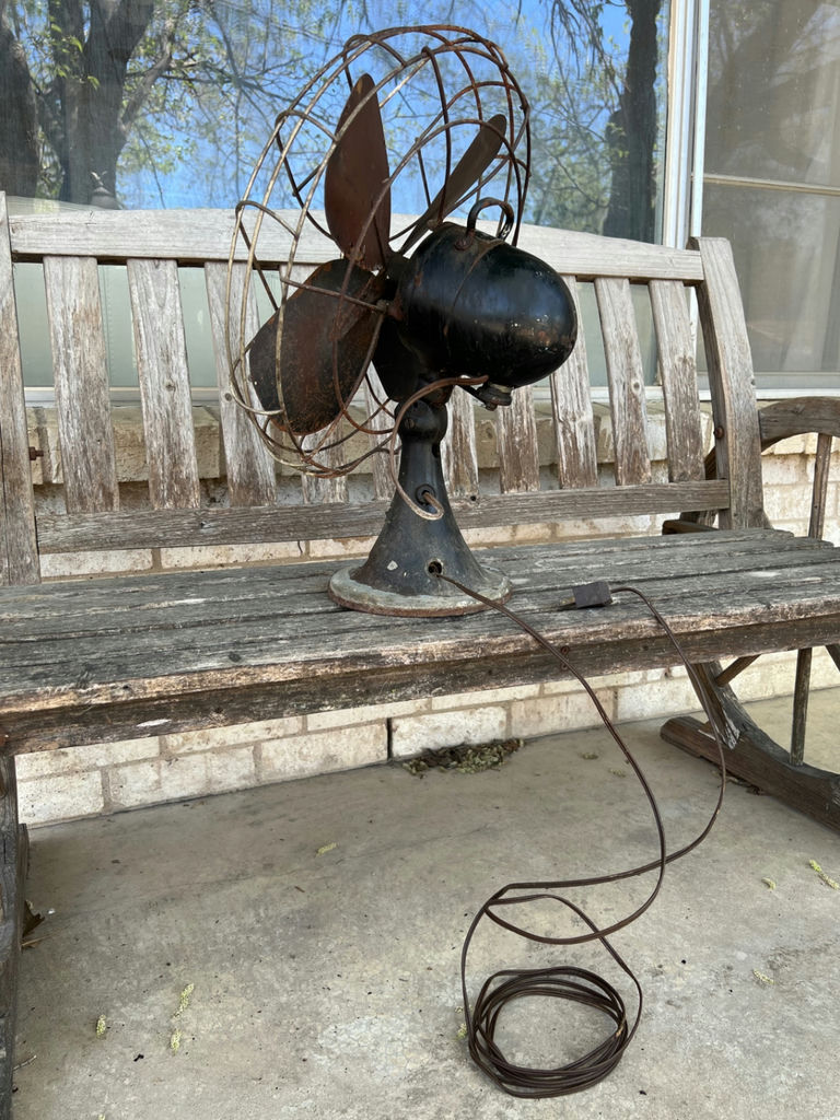 Mid-Century Emerson Electric metal desk fan - image 7 of 7
