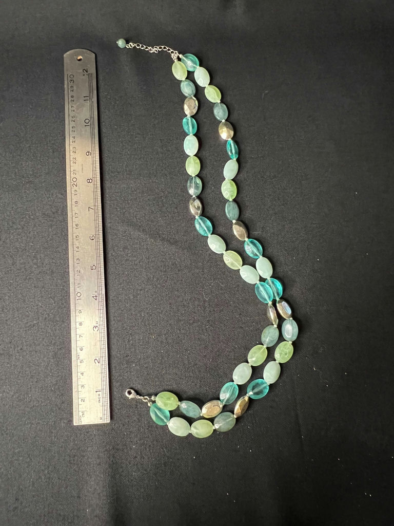 Assorted Vintage Beaded Necklaces - image 8 of 16