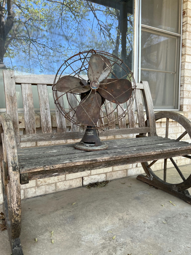 Mid-Century Emerson Electric metal desk fan - image 1 of 7