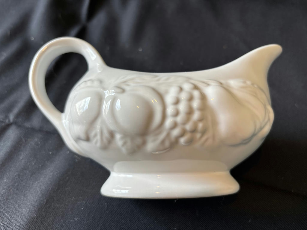 Vintage ceramic grape-pattern gravy boat, and blue embossed glass jar - image 3 of 7