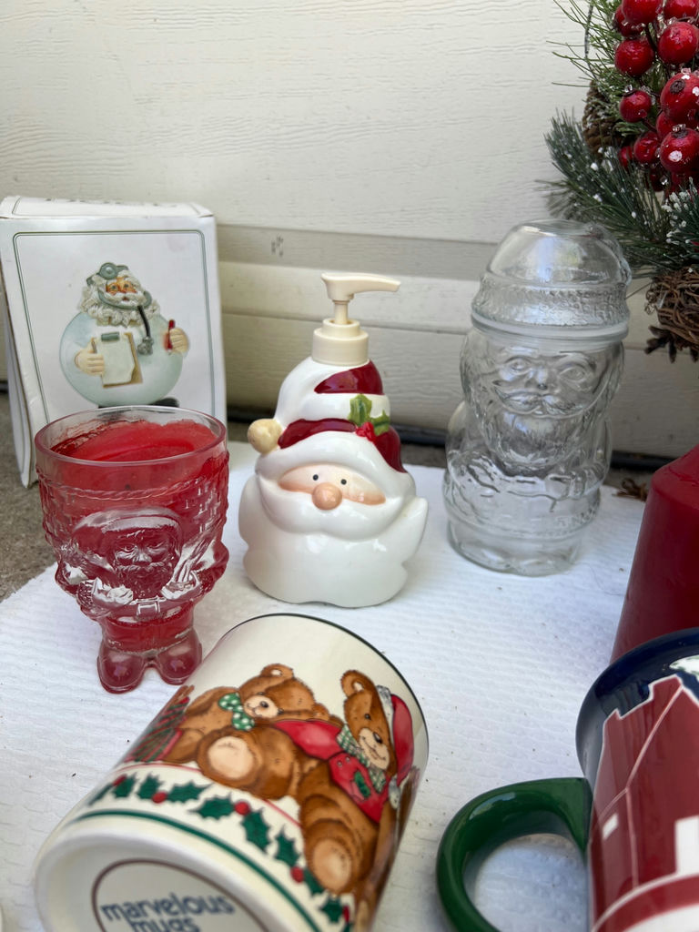Assorted Christmas decor and holiday mugs - image 10 of 18