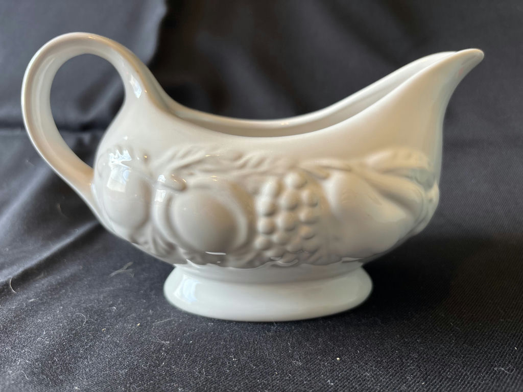 Vintage ceramic grape-pattern gravy boat, and blue embossed glass jar - image 2 of 7