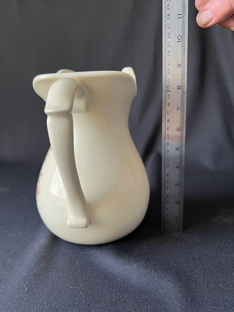Vintage Lefton and McCoy Pottery Pitchers - image 10 of 10