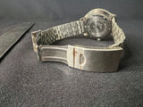 Vintage Casio Edifice EF-104 quartz watch and Vintage eagle-embossed lighter - thumbnail 2 of 8
