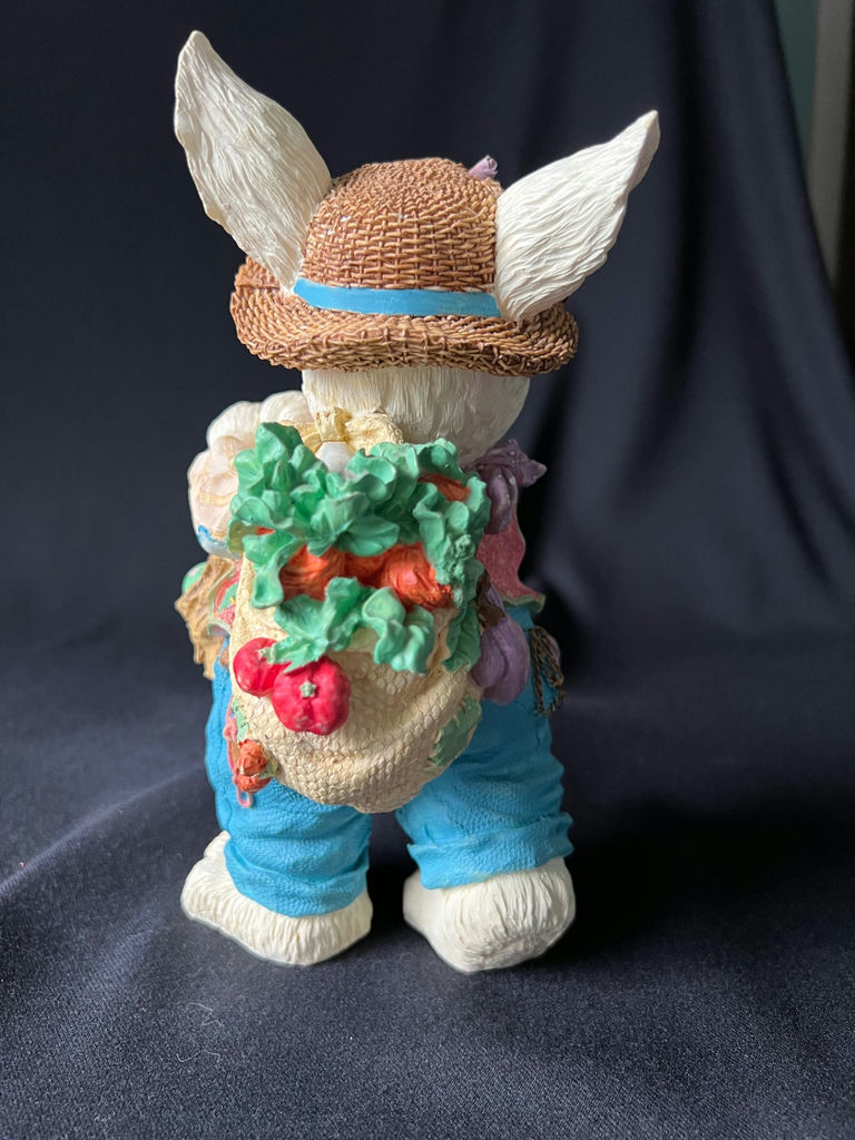 Assorted Easter Bunny Figurines and Ornaments - image 15 of 37