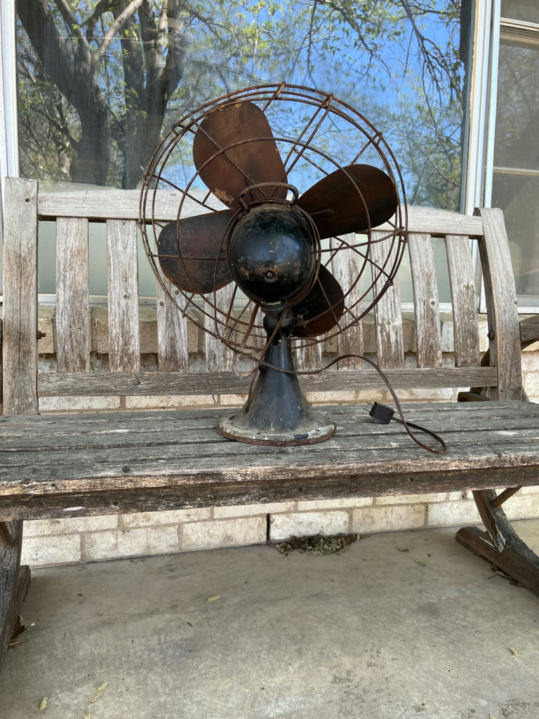 Mid-Century Emerson Electric metal desk fan - image 2 of 7