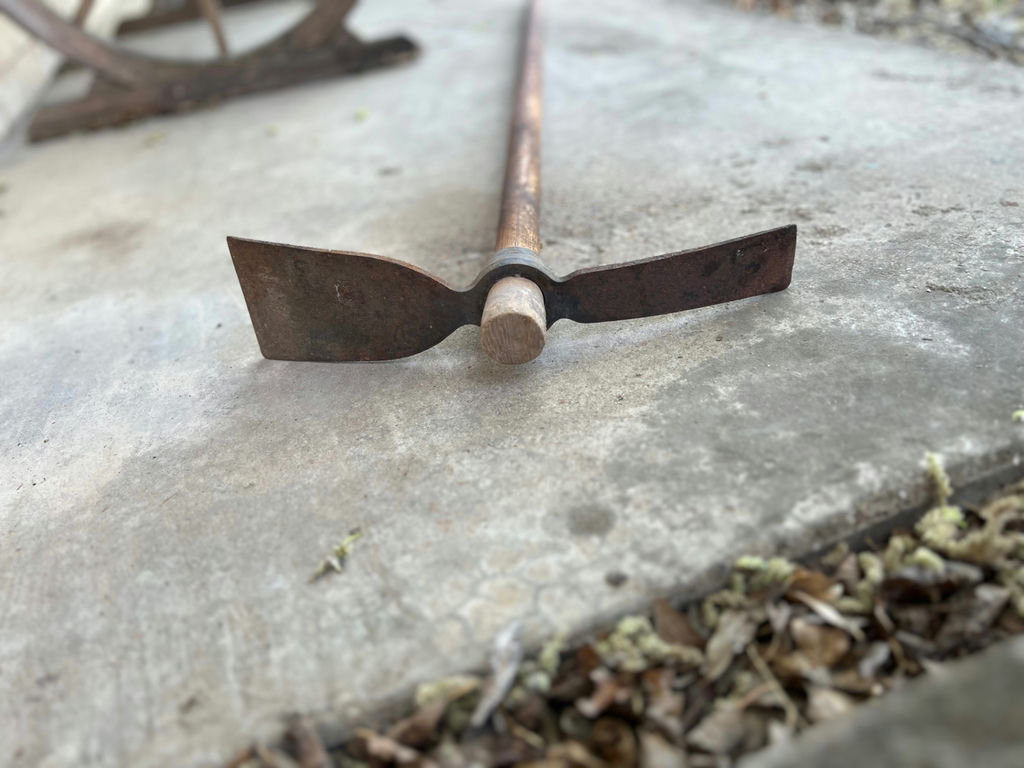 Antique garden tools - image 9 of 14