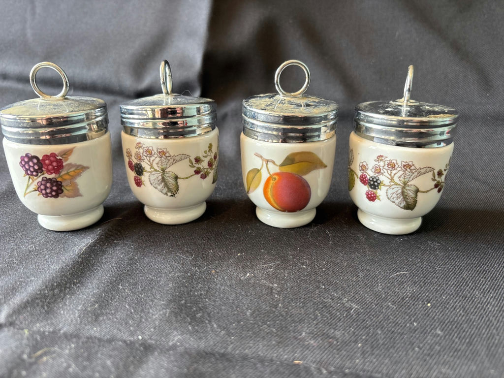 Vintage carafe, hand-painted glass storage jars, and ceramic condiment jars with floral and fruit designs - image 6 of 7
