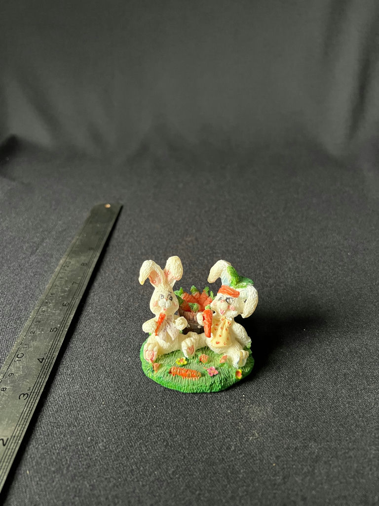 Two white bunny figurines with carrot basket - image 6 of 9