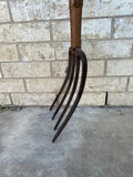Antique shovels and pitch forks - thumbnail 19 of 22