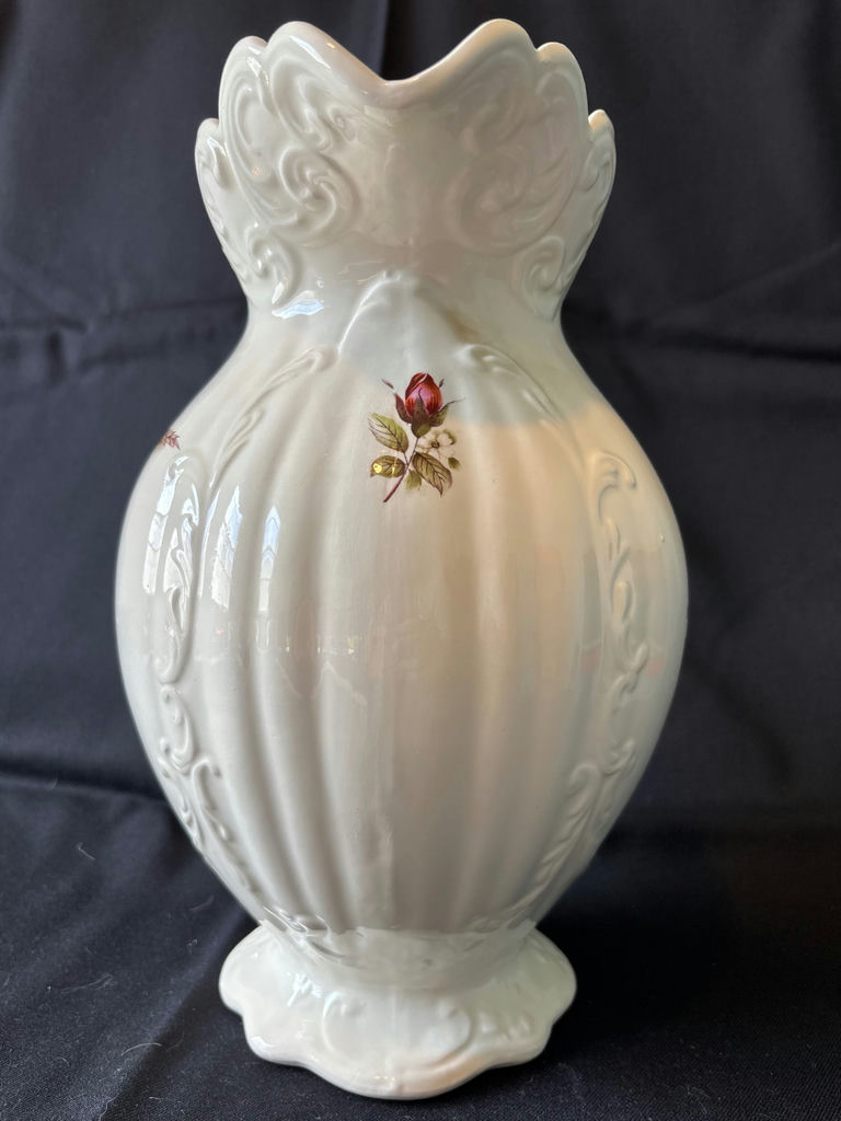 Decorative frosted glass angel dish, Antique rose-pattern ceramic pitcher, and Kitchen Prayer heart plate - image 3 of 10