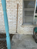 Antique shovels and pitch forks - thumbnail 20 of 22