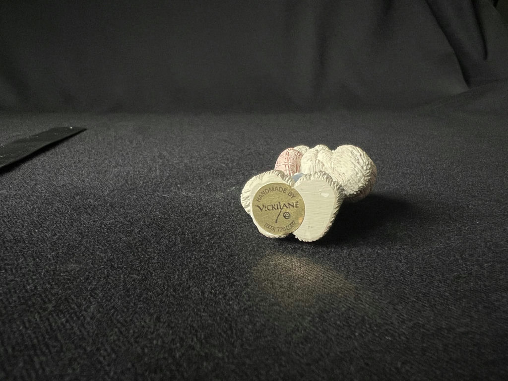 Enesco Precious Moments Purrfect Grandma thimble and Grandpa Ornament; Handmade Vicki Lane bunny figurine - image 8 of 13