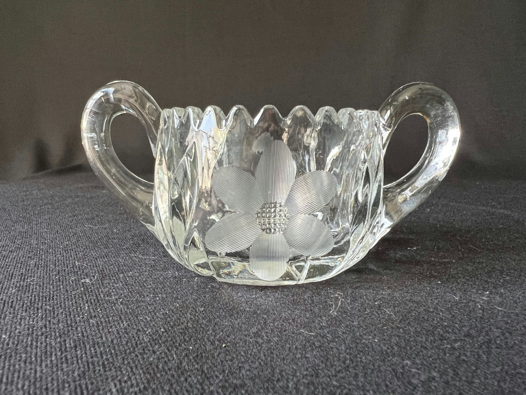 Crystal glassware set with starburst pattern - image 13 of 25