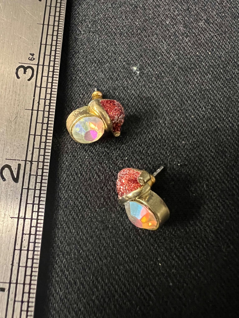 Assorted small earrings: crystal-stone and bead-cluster studs - image 6 of 9