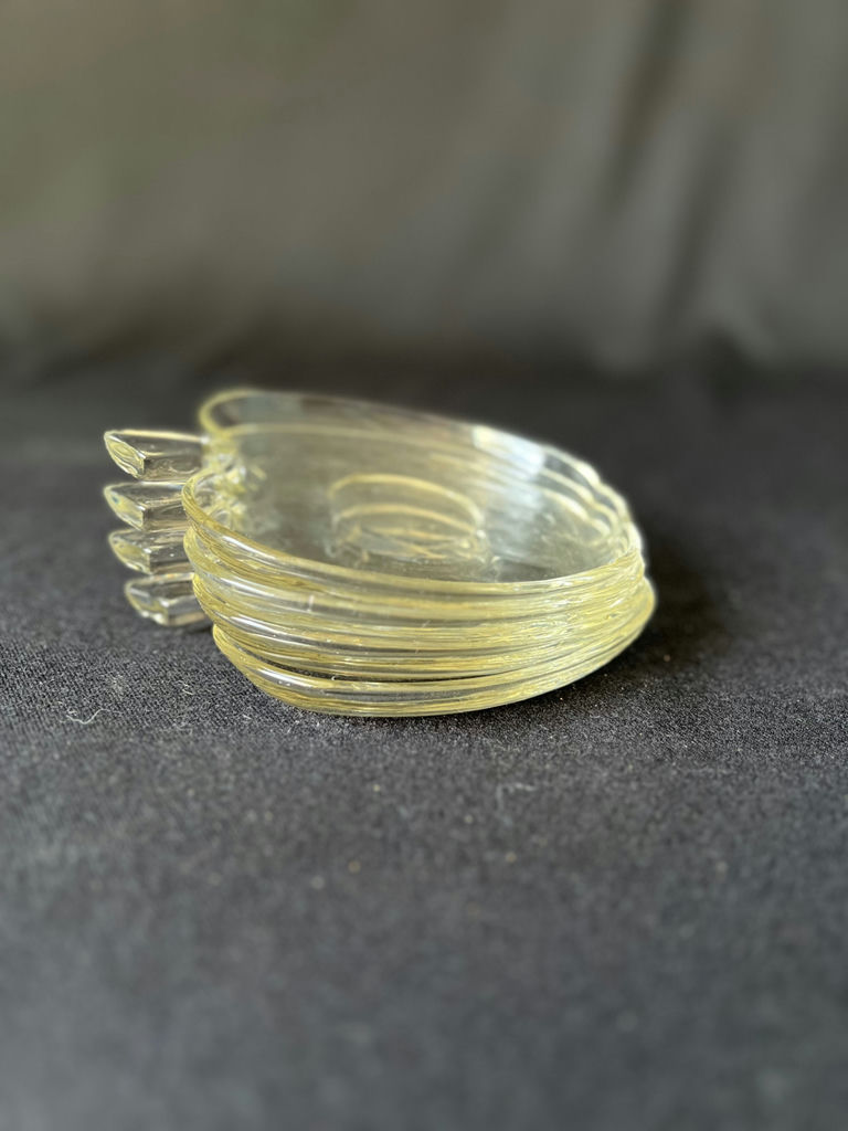 Apple-shaped glass dishes and pedestal dessert cups - image 11 of 12