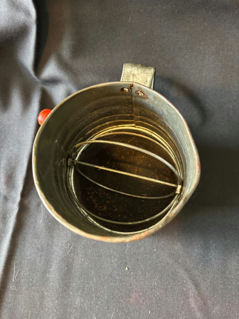 Vintage hand mixer and Antique flour sifter - image 4 of 6