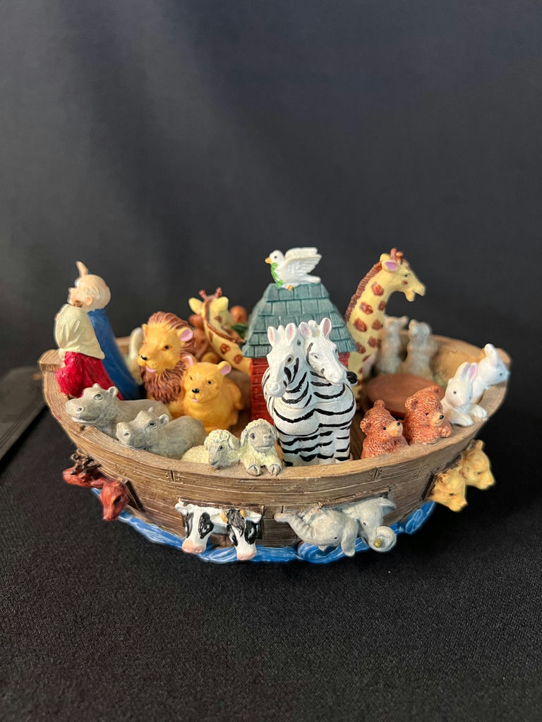 Vintage 1994 Ranger International Noah's Ark Miniature Figurine Set and Ceramic Nativity Set - image 1 of 14