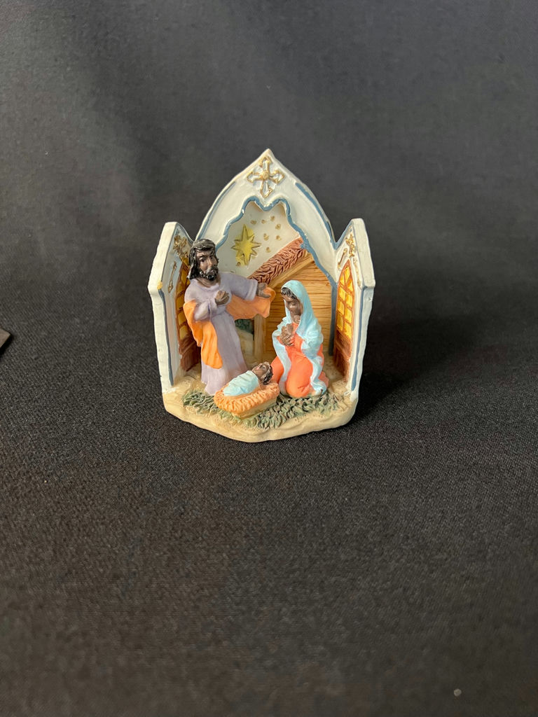 Vintage 1994 Ranger International Noah's Ark Miniature Figurine Set and Ceramic Nativity Set - image 9 of 14