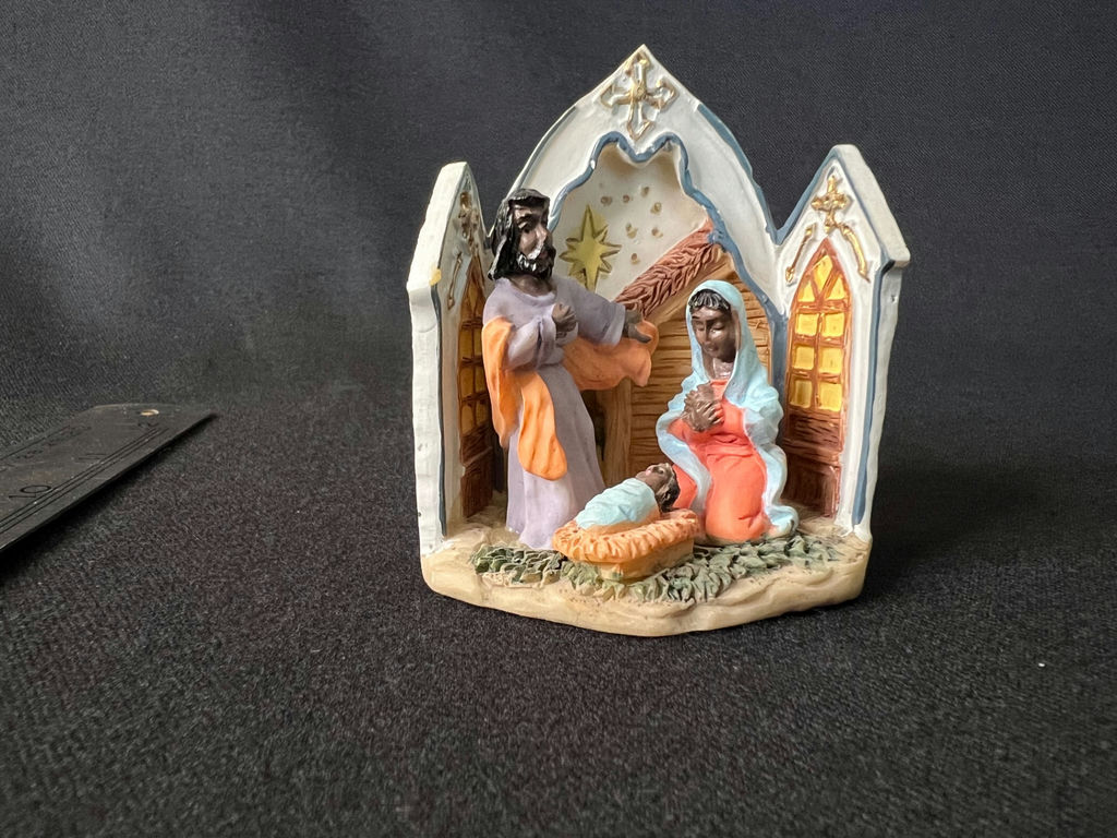 Vintage 1994 Ranger International Noah's Ark Miniature Figurine Set and Ceramic Nativity Set - image 11 of 14