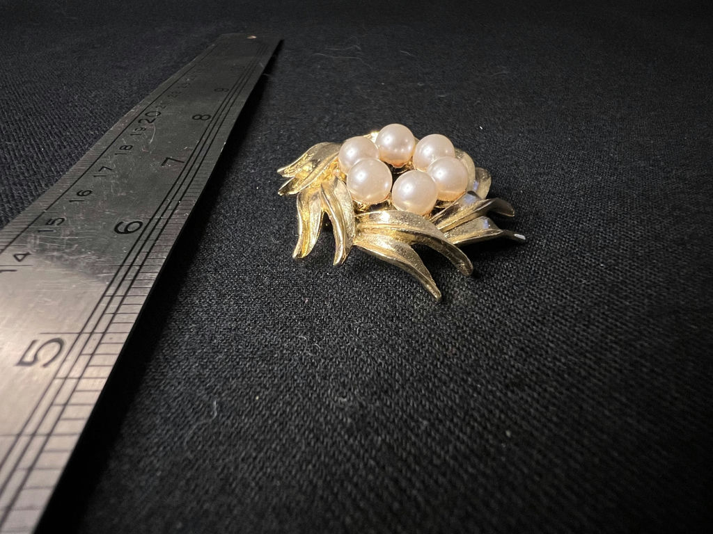 Gold-tone pearl cluster brooch with lattice earrings and gold-tone hoop earrings - image 2 of 10
