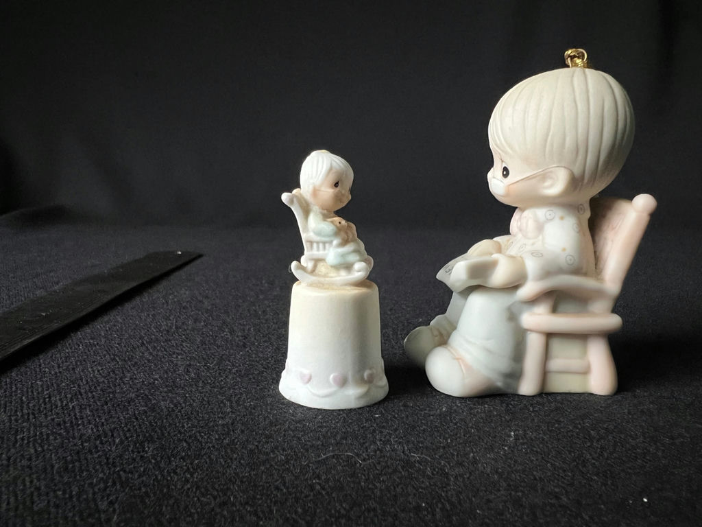 Enesco Precious Moments Purrfect Grandma thimble and Grandpa Ornament; Handmade Vicki Lane bunny figurine - image 3 of 13