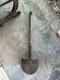 Antique shovels and pitch forks - thumbnail 6 of 22