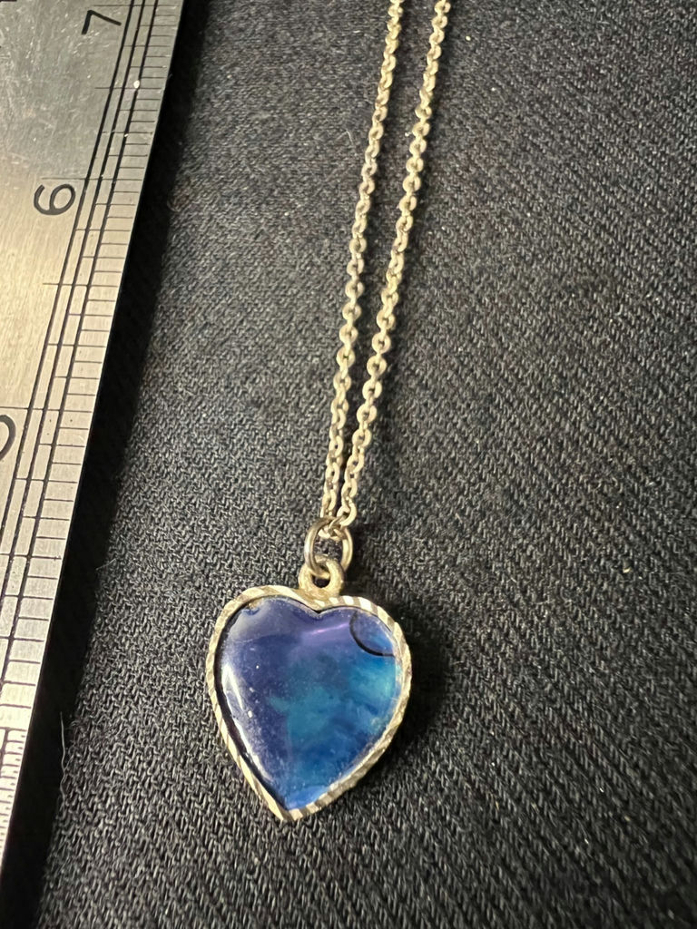Heart-shaped blue pendant necklace - image 2 of 7