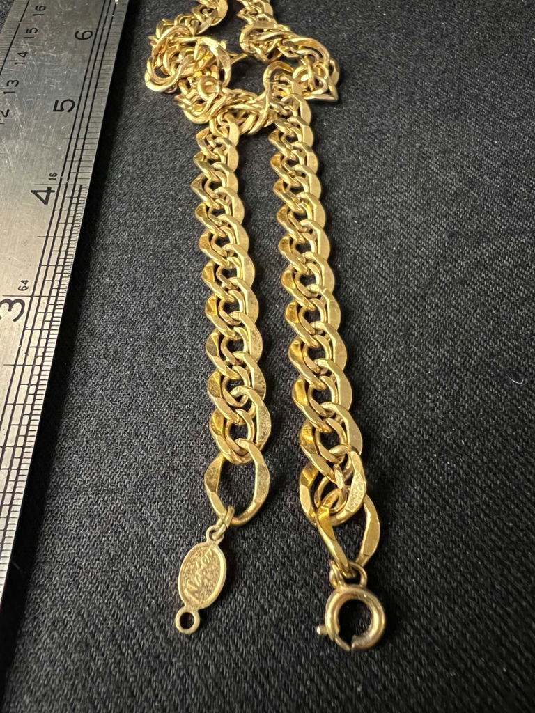 One gold-tone curb-link chain necklace with loose link - image 4 of 5