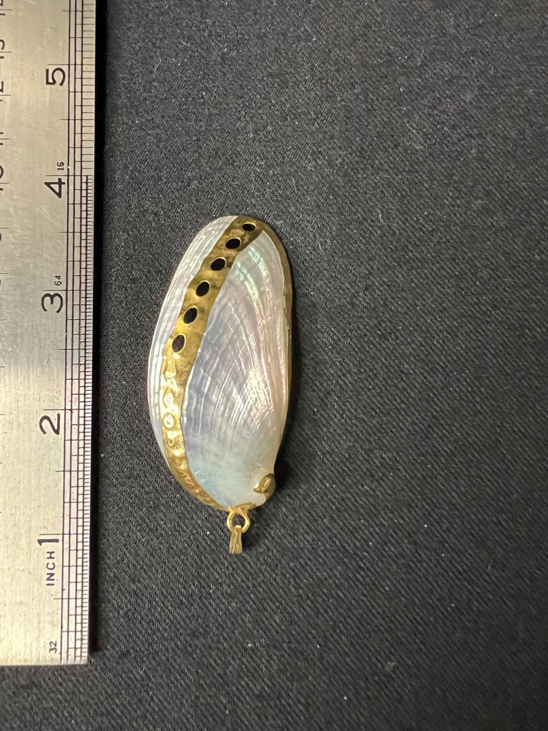 Gold-tone shell-themed jewelry assortment - image 12 of 14