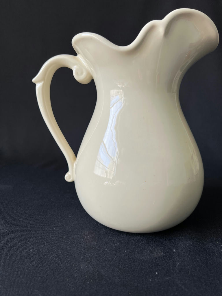 Vintage Lefton and McCoy Pottery Pitchers - image 7 of 10