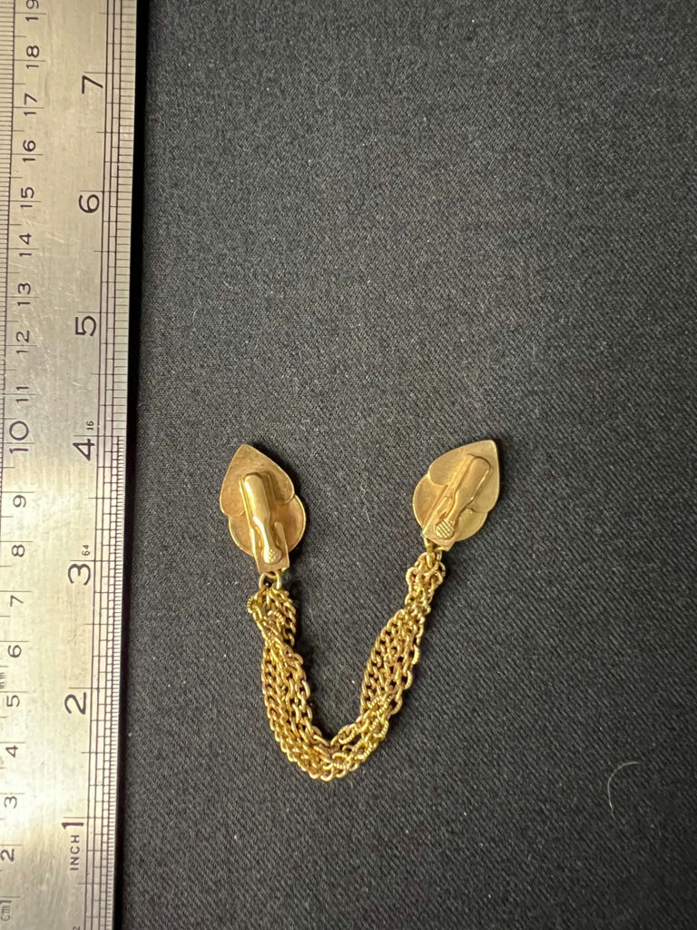 Gold-tone shell-themed jewelry assortment - image 5 of 14