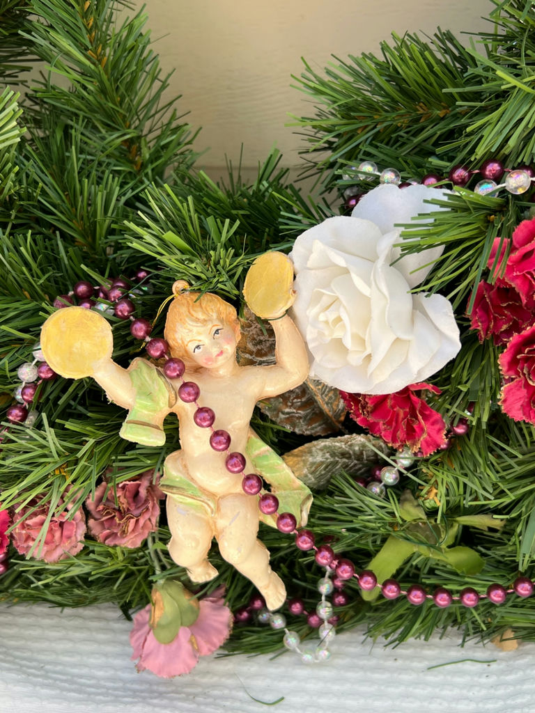 Vintage Evergreen Christmas cherub wreath and decorative greens with candle and vases - image 5 of 12