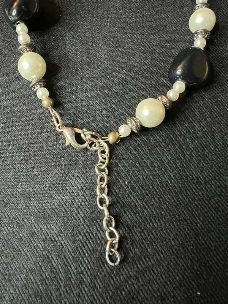 Vintage Beaded necklaces and pearl drop earrings - image 4 of 11