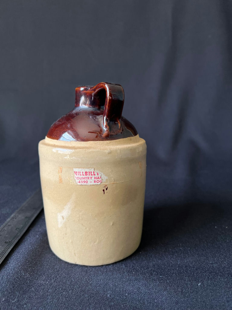 Pride of Arkansas Mountain Honey two-chamber ceramic honey pot - image 2 of 4