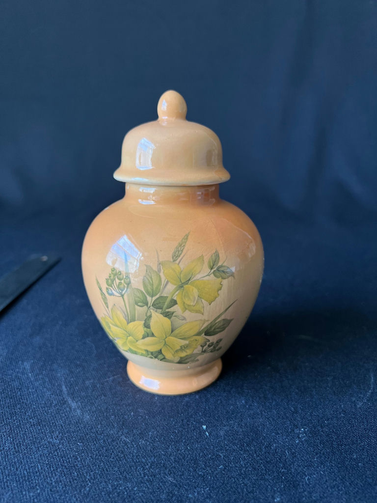 Louisville Stoneware Bunny & Clover covered casserole dish and Vintage, hand-painted Ginger Jar - image 4 of 5