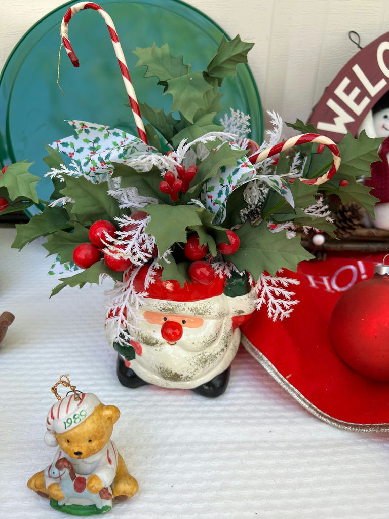 Vintage Christmas Ornaments and Figurines - image 30 of 35