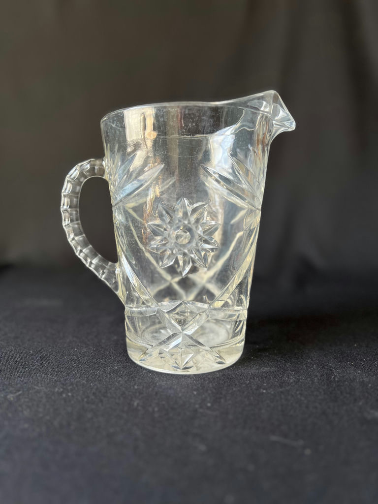 Crystal glassware set with starburst pattern - image 16 of 25