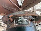 Mid-Century Emerson Electric metal desk fan - thumbnail 5 of 7