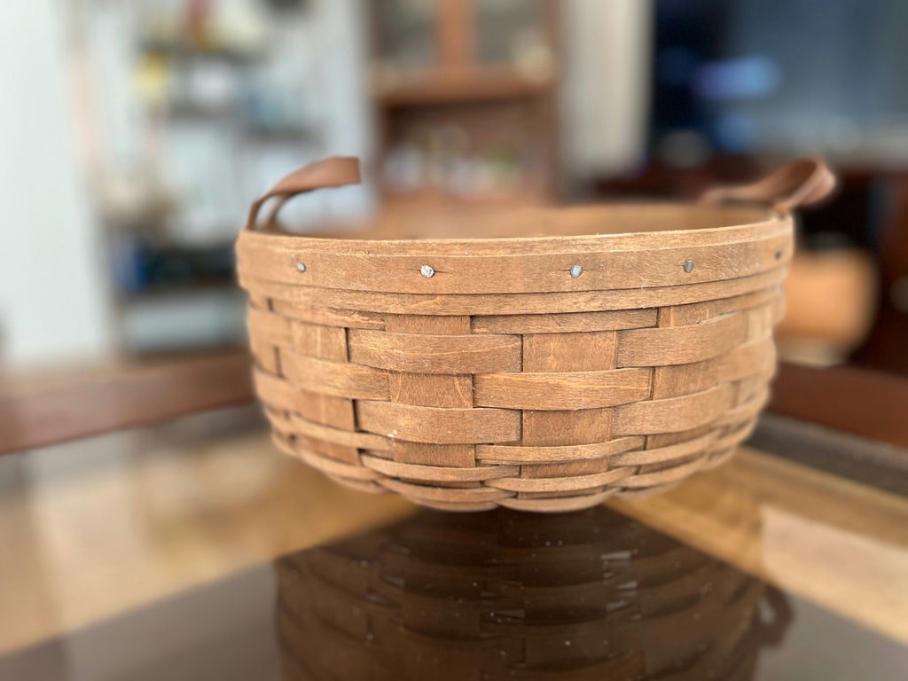 Assorted handwoven baskets - image 10 of 31