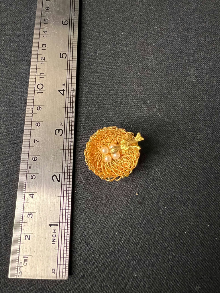 Gold-tone shell-themed jewelry assortment - image 3 of 14